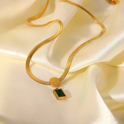 Luxurious Square Pendant Necklace