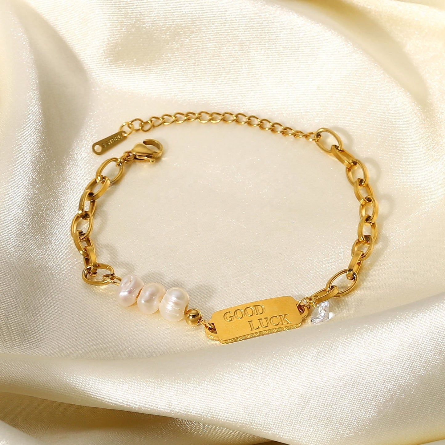 The Good Luck Pearl Bracelet