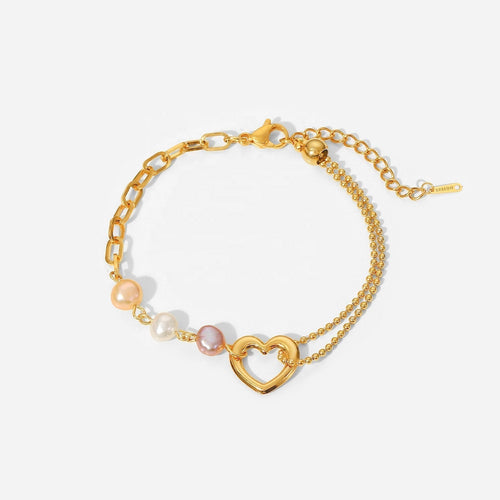The Groovy Heart Pearl Bracelet